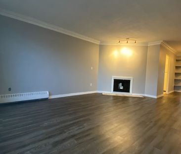 221 | 1 Bedroom Condo | Greenview | Convenient Location | Undergrou... - Photo 6