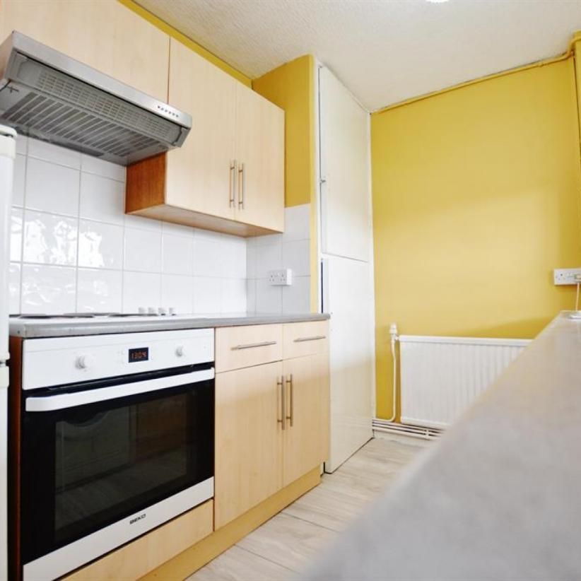 Braemar Road, London, E13 - Photo 1