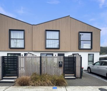 Townhouse Living - Photo 1
