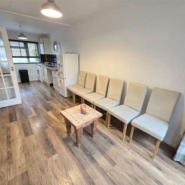 Vandyke, Bracknell, RG12 - Photo 1