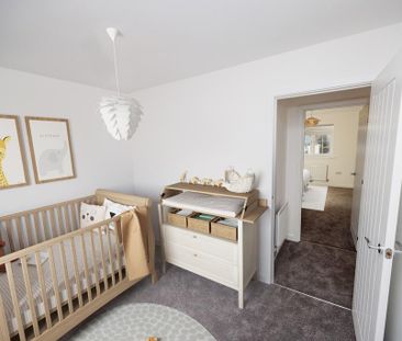 4 bedroom detached house to rent - Photo 5