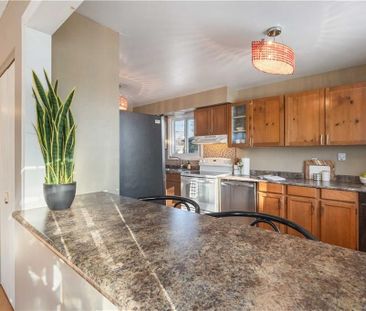 For Lease - 95 Kinburn Crescent, London South, Ontario - Photo 4