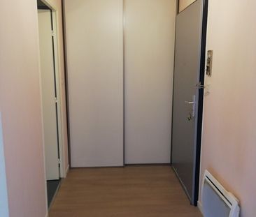 Appartement T1 – Quai Favière proche centre-ville de Montluçon - Photo 3