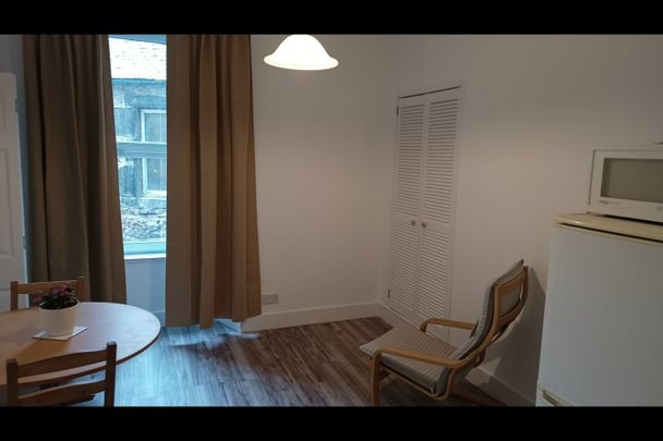 1 Bed Flat, High Riggs, EH3 - Photo 1