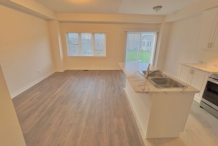 For Lease - 51 Sapphire Way, Thorold, Ontario - Photo 2