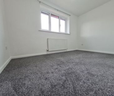 2 bedroom semi-detached house to rent - Photo 5