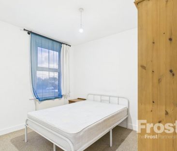 Staines Road, Feltham,TW14 - Photo 1