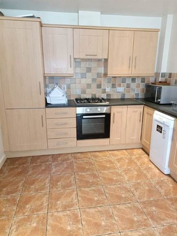 2 Riverview, 23 Artana Street, Belfast, BT7 2FF - Photo 4