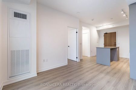 10 Lagerfeld Drive #414 - Photo 2