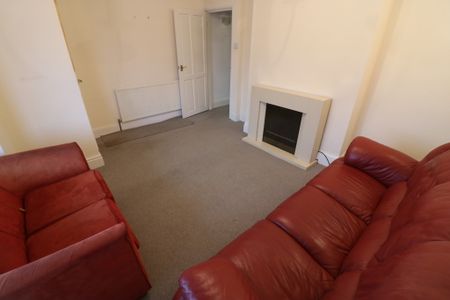 100 Anlaby Park Road South - Photo 3