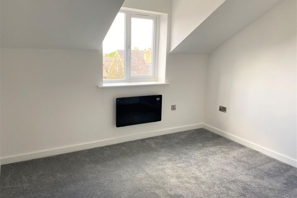 14 Fitzalan Road - Photo 1