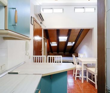 Estudio de alquiler en Universidad - Malasaña - Photo 5