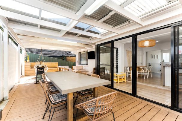 Large 4 Bedroom Home in a Quiet cul-de-sac - Photo 1