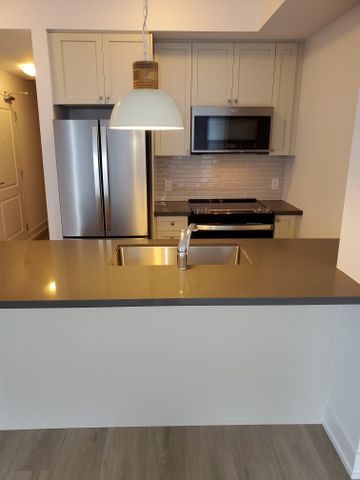 For Lease - 470 Dundas Street Unit# 601, Hamilton, Ontario - Photo 5