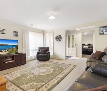 Modern Living in Mill Park - Photo 6