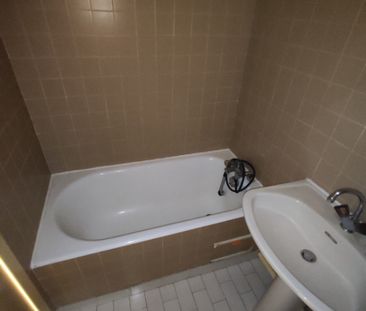 Appartement - 2 pièces - CHAMALIERES (Limite Royat) - Photo 1