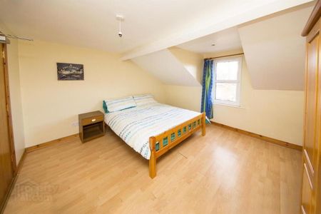 Room 5, 56 Delhi Street, Belfast, AL - Photo 2