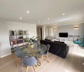 Beau deux pièces meublé avec garage et deux terrasses - Photo 2