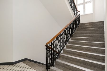 Mieszkanie w zabytkowej kamienicy | ścisłe centrum - Zdjęcie 2