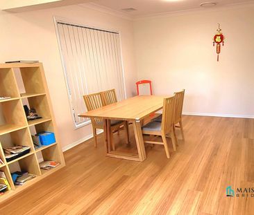 5 Bedrooms House in Heart of West Ryde - Photo 3