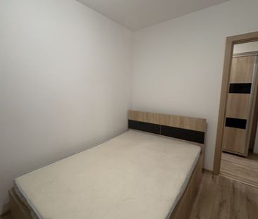 Apartament 3 camere renovat in Drumul Taberei, Piata Valea Ialomitei - Fotografie 3
