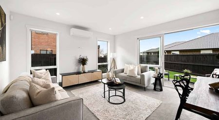 43 Maanihi Drive, Rototuna-North - Photo 5