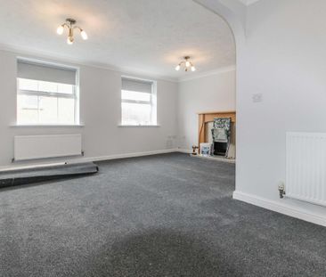 Sissinghurst Drive, Thrapston - Photo 2