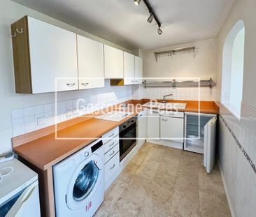 2 bedroom maisonette to rent - Photo 2