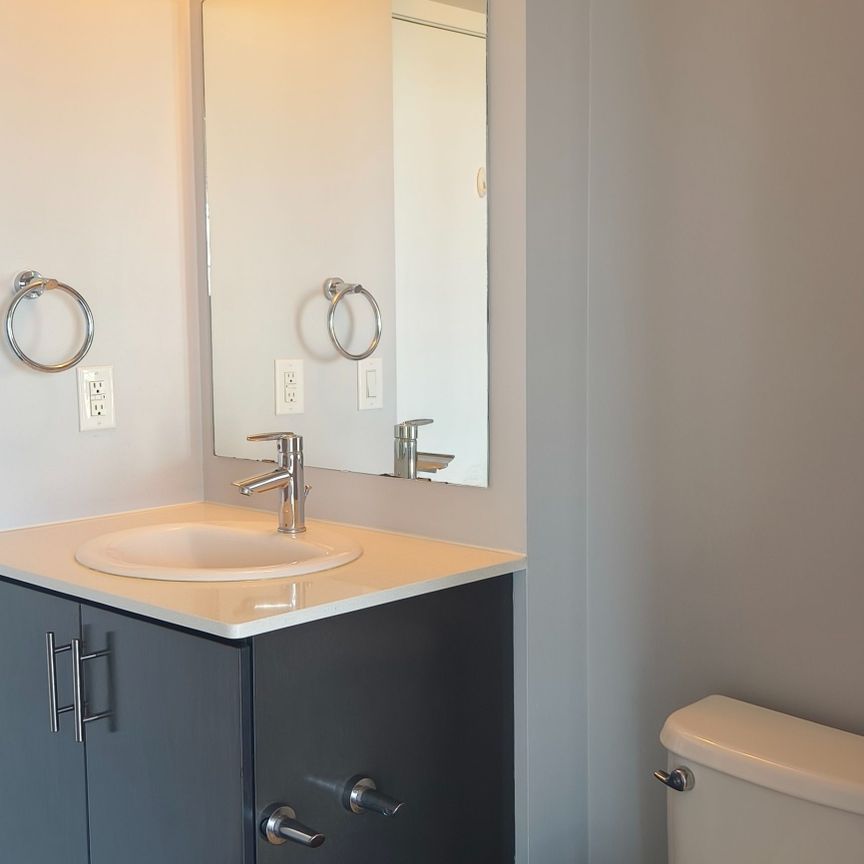For Lease - 360 Square One Drive Unit# 912, Mississauga, Ontario - Photo 1