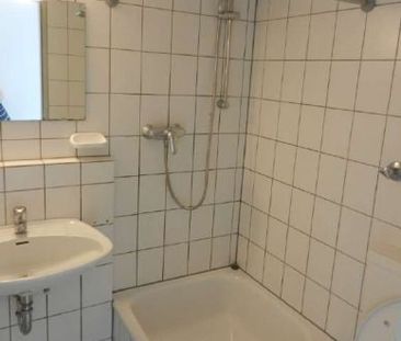 Helles Apartment in ehemaliger Fabrik - Photo 1