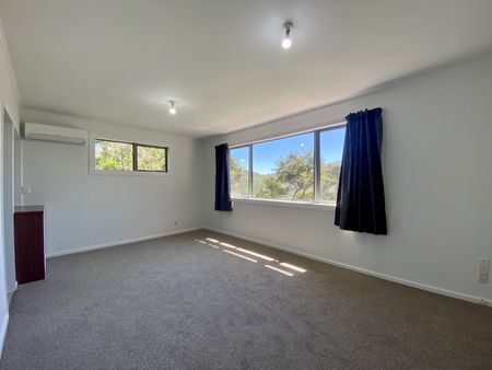 84 Cecil Road, Wadestown - Photo 3