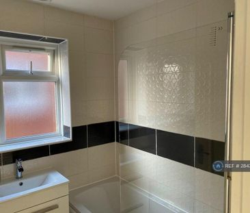 2 bedroom maisonette to rent - Photo 5