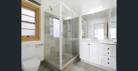 Charming Home in the Heart of Kirribilli - Photo 5