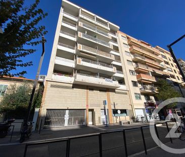 Location Appartement 2 pièces 29m² NICE 06200 - Photo 2