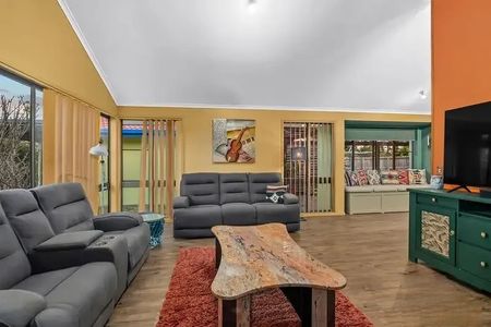 The Ultimate Family Home - Even Room for Granny - Photo 3