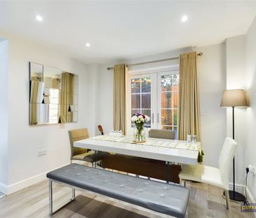 4 bedroom detached house to rent - Photo 5