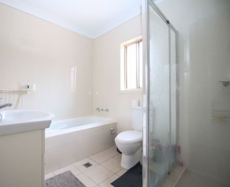 Two Bedroom Villa in Quiet Complex - Photo 5