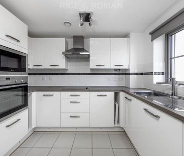 1 bedroom retirement property to rent - Photo 3