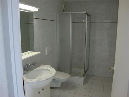2.5 Zimmer, 1. Stock - Photo 2