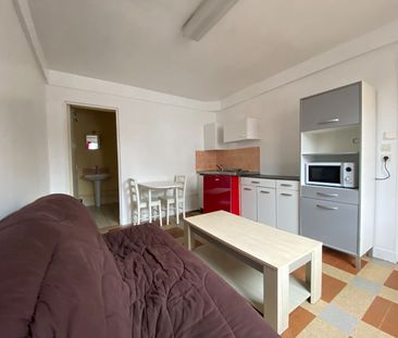 Location Appartement 1 pièce 17m² LE MESNIL ESNARD 76240 - Photo 2