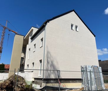 Ein architektonisches Highlight: Wohnen im historischen Schulgebäude mit modernster Technik! - Photo 2