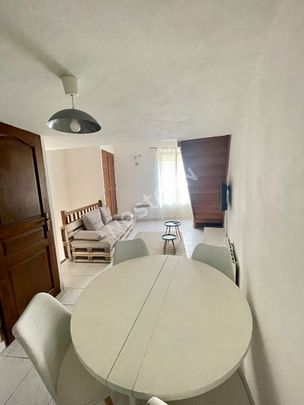 Loue petite maison de village T2 mezzanine meublée de 30m² à Châteauneuf-du-Pape, - Photo 1