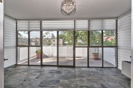 For Lease - 162 Reynolds Street Unit# 101, Oakville, Ontario - Photo 4