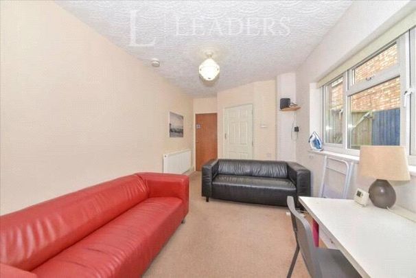 1 bedroom house to rent - Photo 1