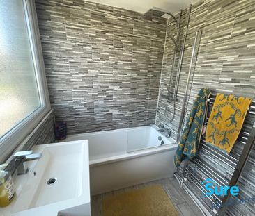 3 bedroom semi-detached house to rent - Photo 5