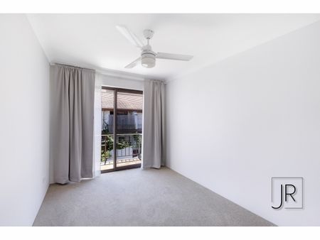6/5 Aquila Court, Mermaid Waters QLD 4218 - Apartment For Rent | Domain - Photo 4
