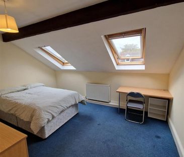 4 bedroom terraced house to rent - Photo 6