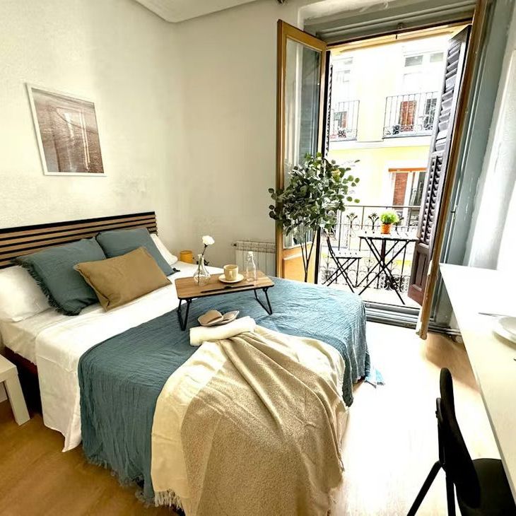 Calle de Jesús, Madrid, Community of Madrid 28014 - Photo 1