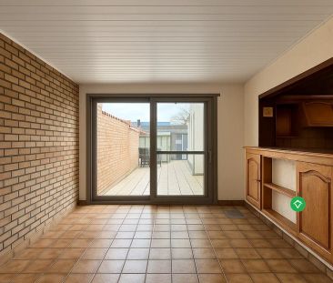 Gezellige en ruime gezinswoning te huur op toplocatie in Gistel, me... - Photo 1