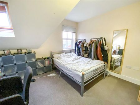 6 bedroom semi-detached house to rent - Photo 3